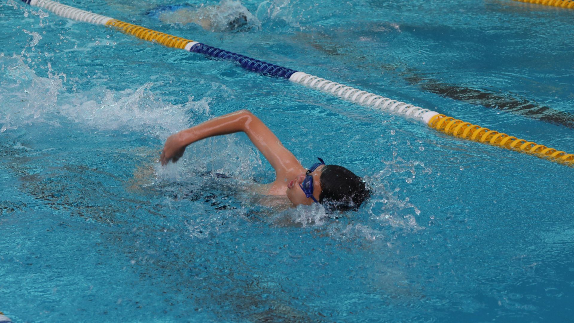 Các vận động viên nỗ lực để