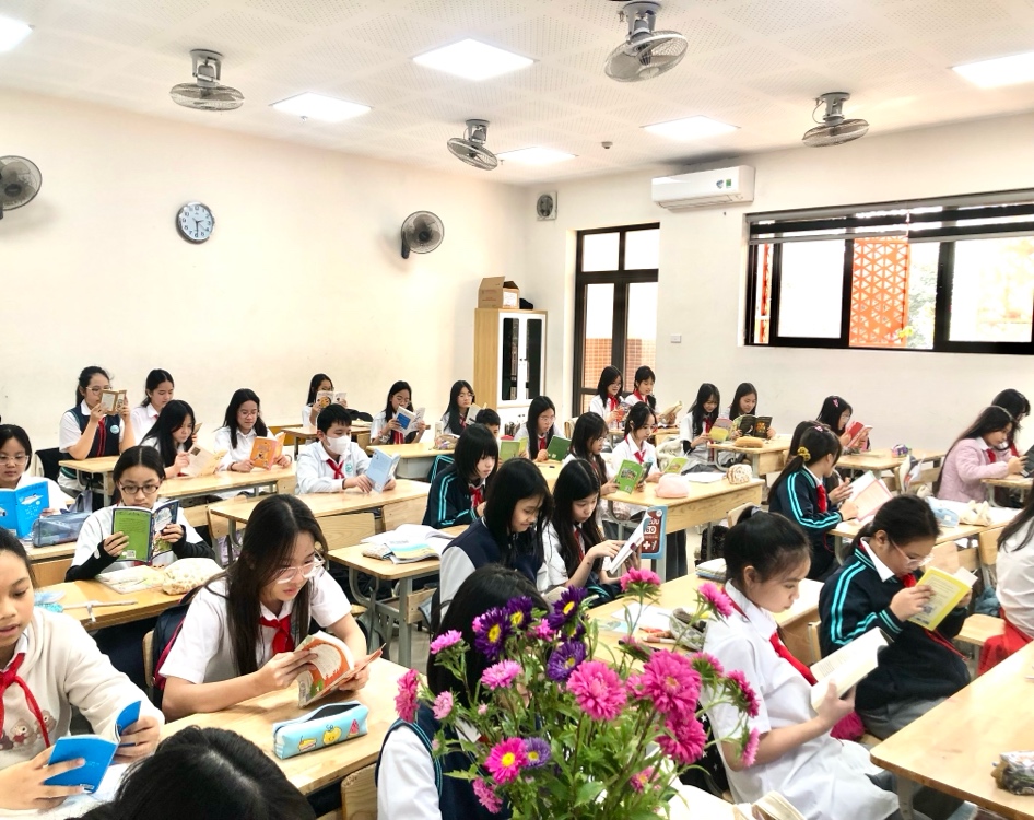 Chủ đề “Câu chuyện mùa xuân” đã đem đến cho không khí của các giờ đọc sách thêm sắc màu rực rỡ