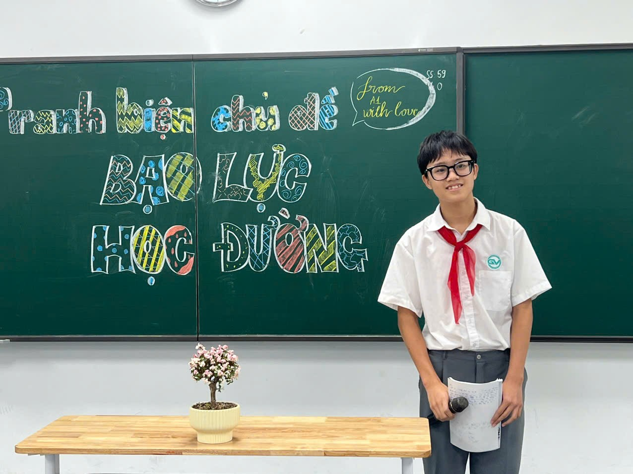 A child standing in front of a chalkboardAI-generated content may be incorrect.
