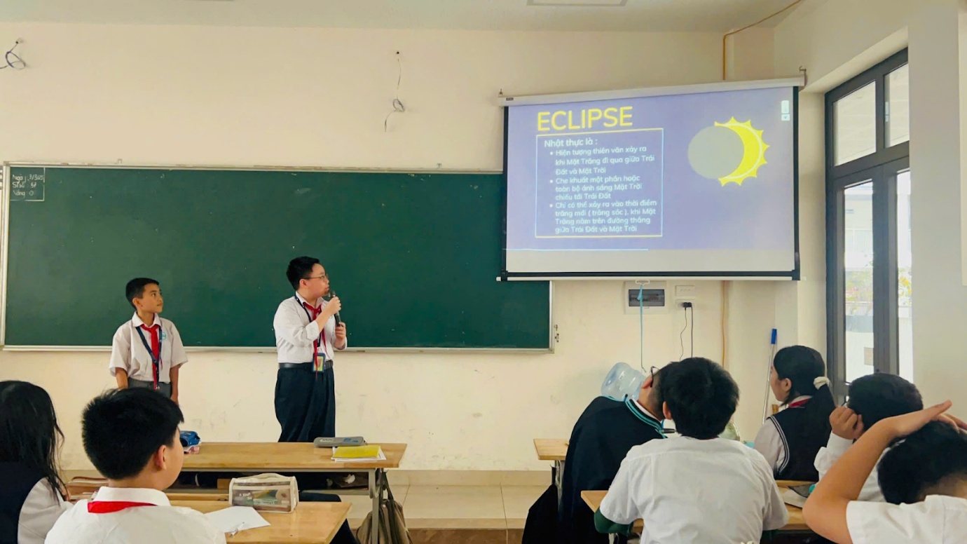 A child standing in front of a screenAI-generated content may be incorrect.