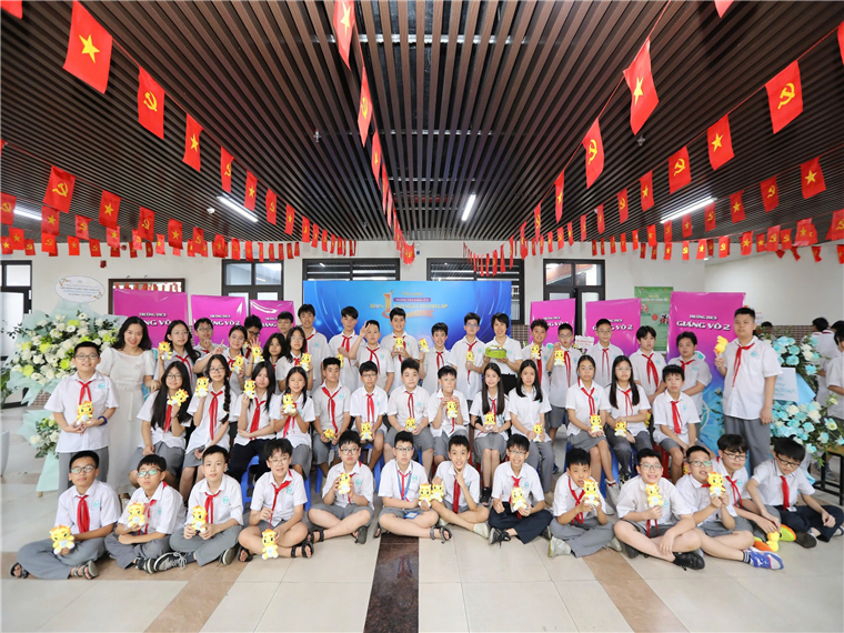 A group of people posing for a photoAI-generated content may be incorrect.